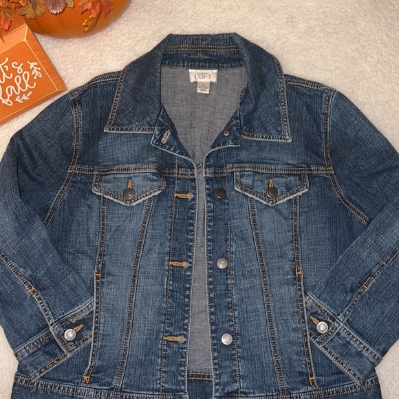 Ann Taylor LOFT, 3/4 Length Sleeves, Jean Jacket Size 12 w/Stretch, SUPER CUTE🩵 - Picture 9 of 13